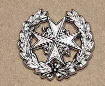 1035 Cap Badge